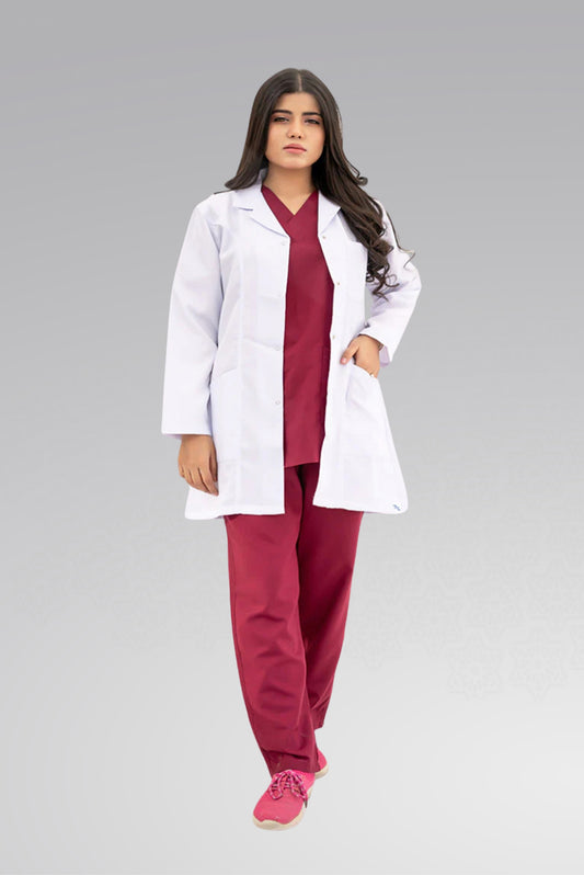 Elite Essence™ Women’s Short Lab Coat – Smart. Stylish. Functional.