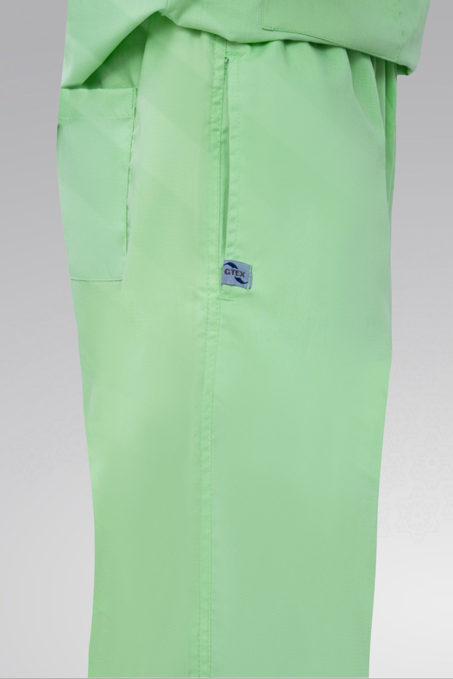 Signature Classic Scrub Suit – Soothing Pastel Green
